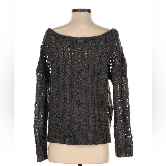 Free People Wool Blend Classic Gray Chunky Cable Knit Boho Sweater Size XS - Picture 3 of 3